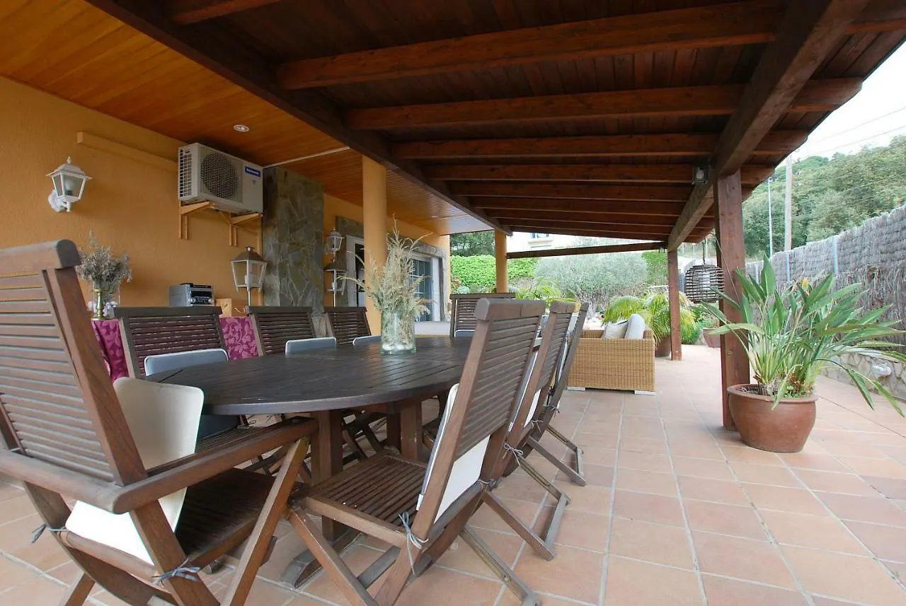 Villa Magnolia Mataro 0*,